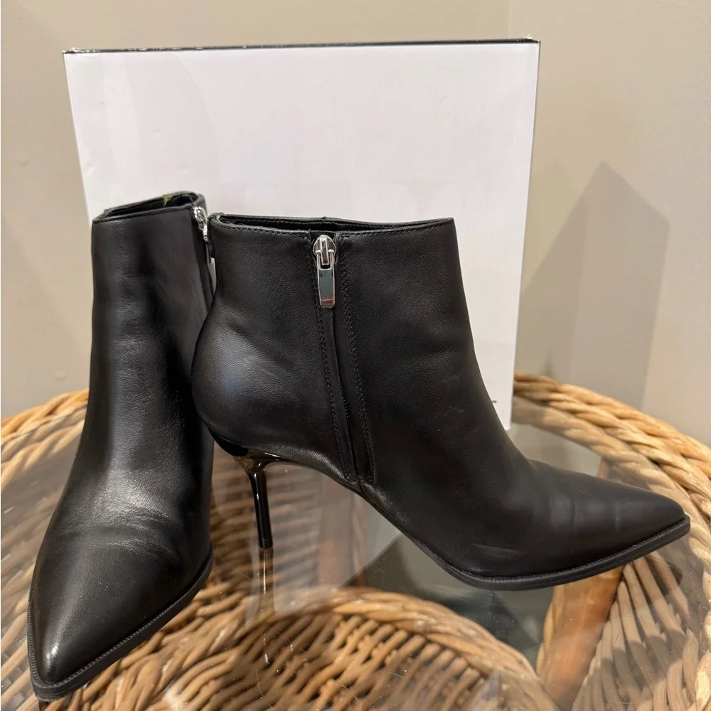 Nine West Sleek Black Ankle Booties - Picture 3 of 4